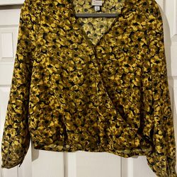 Floral Print Wrap Blouse