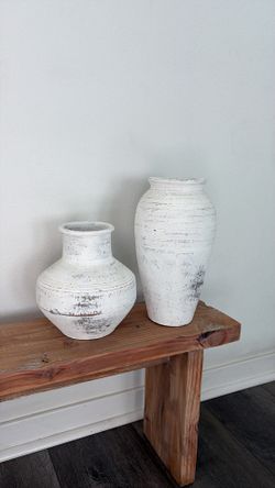 Set of 2 terracotta clay vases