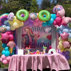 Jojo Siwa Balloon Garland Setup