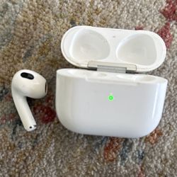 Original Apple AirPods 3, Miss The Right Earbuds 