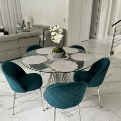 GLASS DINING TABLE WITH VALVET CHAIR- BRAND NEW CONDITION