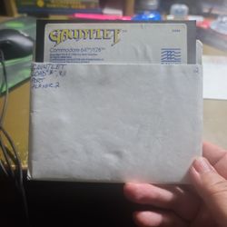 Gauntlet!For Commodore 64/128 Computers.