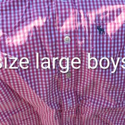 Boys size Large or mens size small 🩵