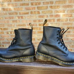 Dr Martens Pascal Black Boots US Size 9 