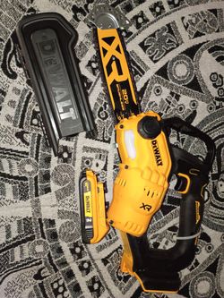 DeWalt Chainsaw