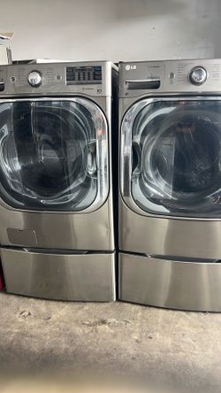 LG set of washer and dryer