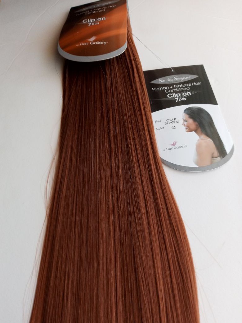 22" (#30) medium auburn HAIR EXTENSIONS clips ( able to curl & straighten) get length and fullness