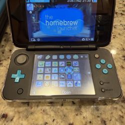 Modded 2ds xl with extras