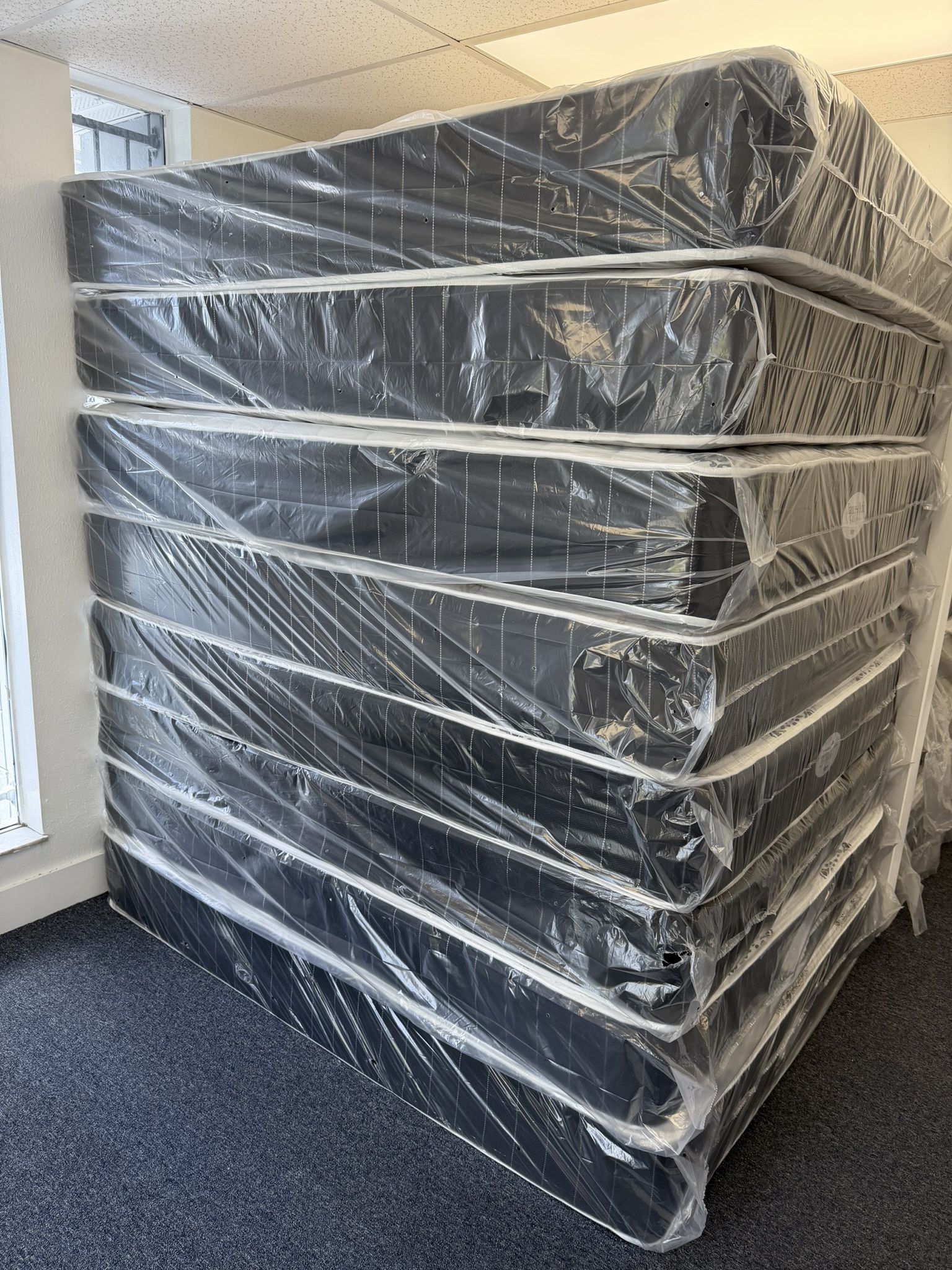 QUEEN MATTRESS COLCHONES GRAND SALES