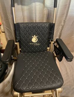 Electric wheelchair