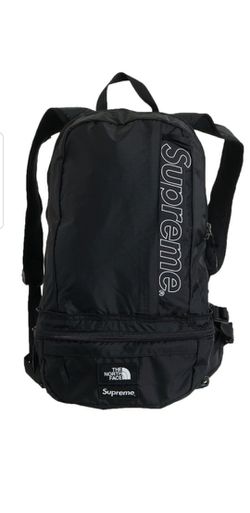 SUPREME X THE NORTH FACE TREKKING CONVERTIBLE BACKPACK AND WAIST