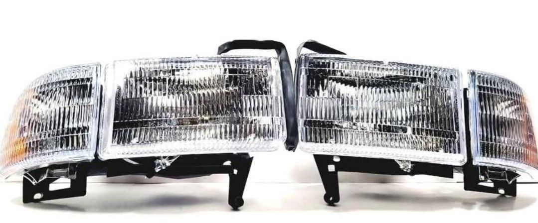 HEADLIGHTS FOR 1(contact info removed) DODGE RAM 1500/2500/3500
