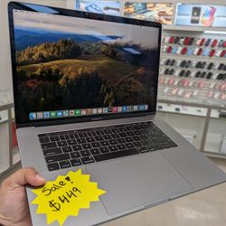 MacBook Pro 2018 16gb Ram 512gb SSD 