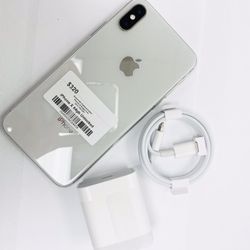 IPhone X (64 gb) unlocked with store warranty 