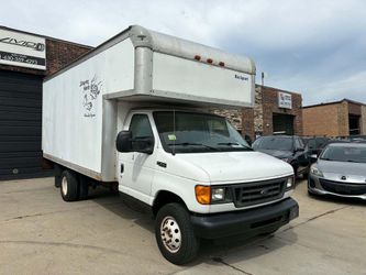 2004 Ford E-350 Cutaway