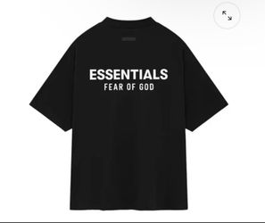 Essentials tee black size XL