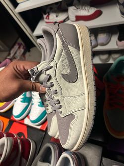 jordan 1s atmospheres sz 9.5