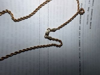 10k gold chain and 10k gold diamond pendent
