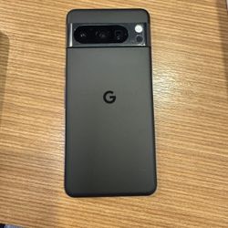 Google Pixel 8 Pro Phone & Watch