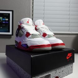 Jordan 4 Fire Red