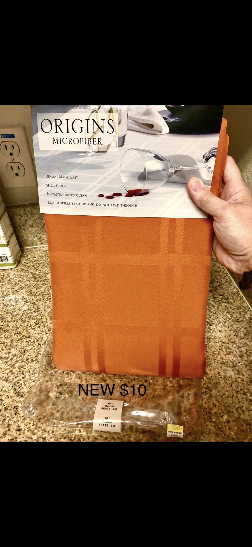 90” Round Tablecloths