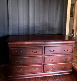 6 Drawer Dresser