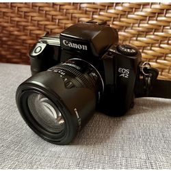 Nice CANON EOS A2 CAMERA with 28-105 mm lens.  excellent condition! $95