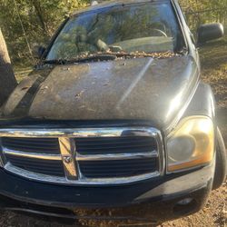 Dodge Durango 2005 – For Parts / Not Running – Lien on Title”