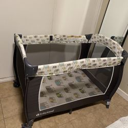 Baby Bassinet/playpen