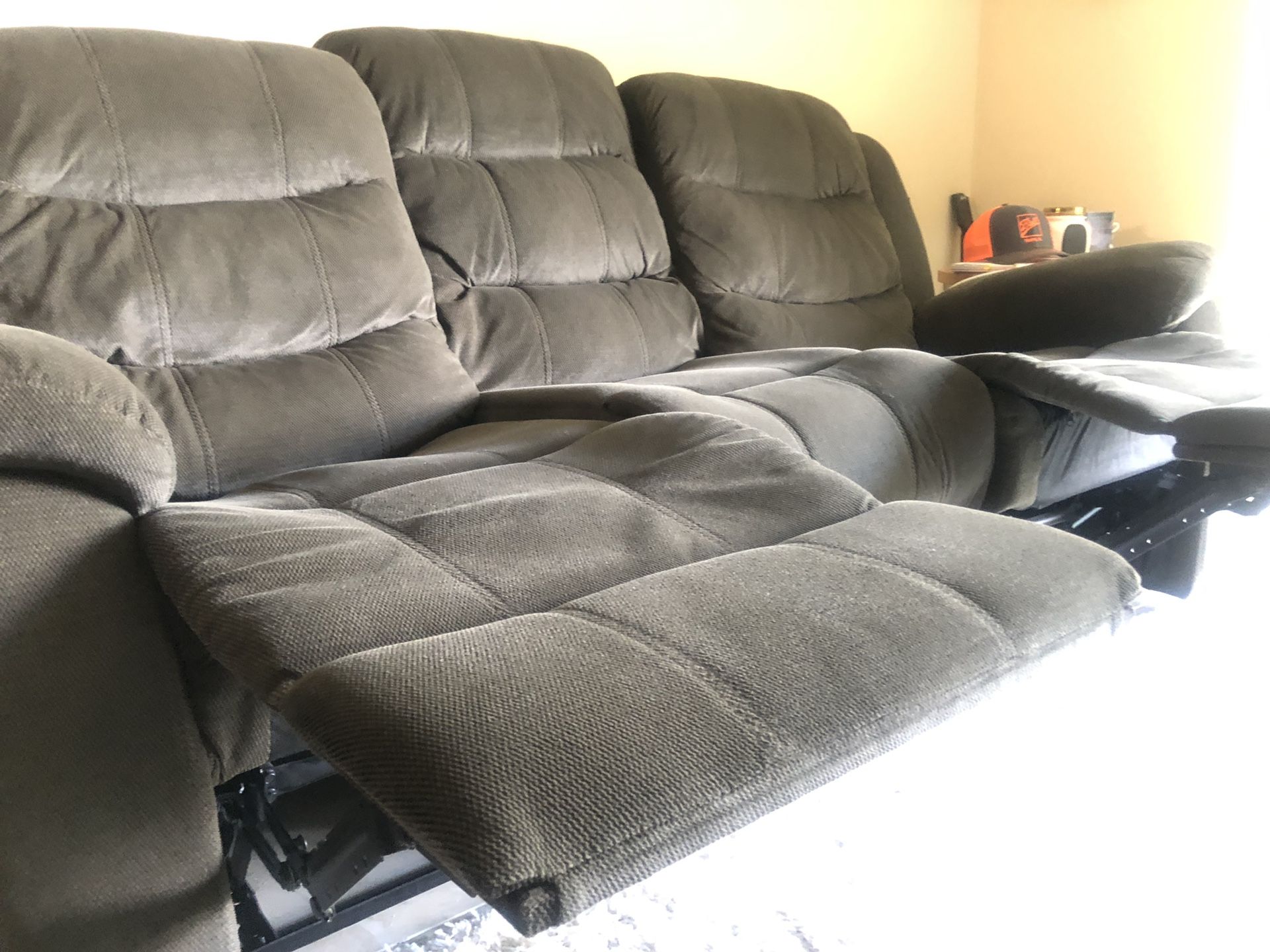 Two sofas (4) recliners