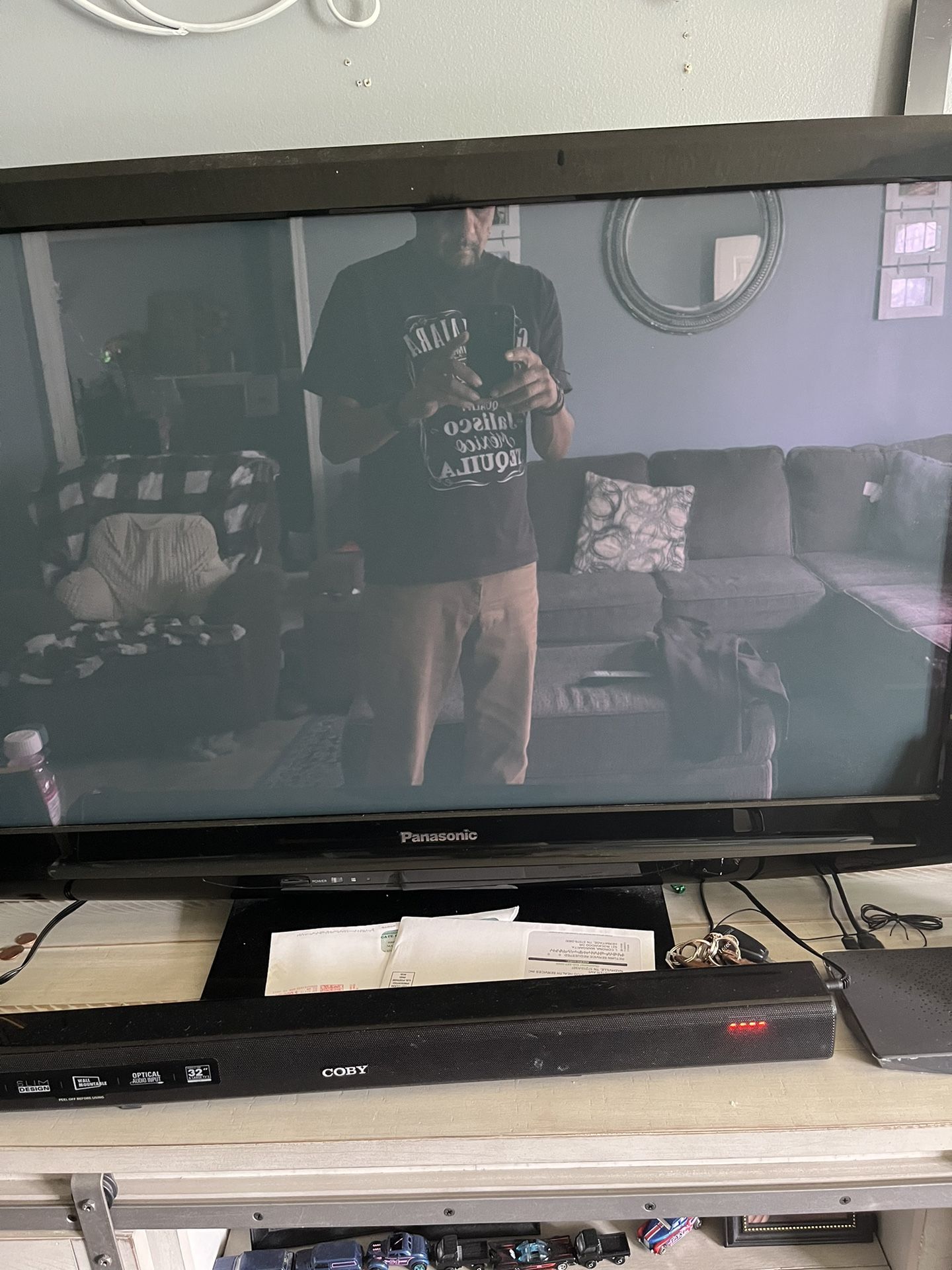 Tv + Sound Bar