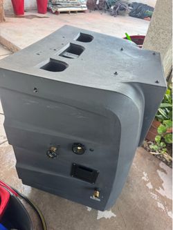 Portacool swamp cooler.