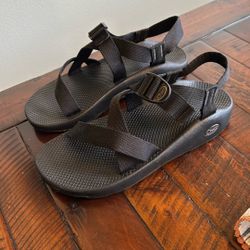 Mens 11 Black Chaco Sandals