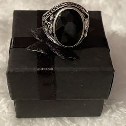 Beautiful black high quality metal gem stone women’s ring

