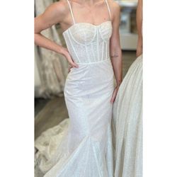 Wedding Dress - Petite  - Need Gone 