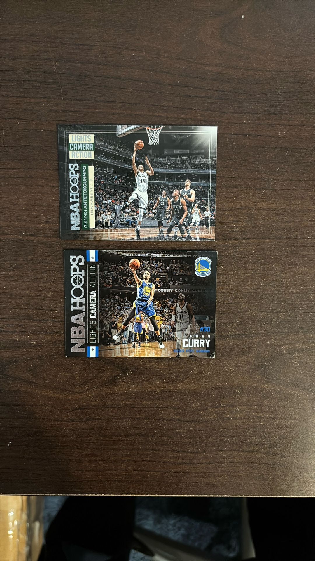 NBA Hoops Lights Camera Action Insert Lot – Stephen Curry & Giannis Antetokounmpo (2 Cards)