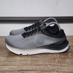 Topo Magnifly 5 Women's Running Shoes Size 8.5