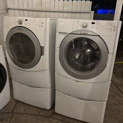 🎁$499Maytag Washer And Gas Dryer With Pedestals 🎁🎄