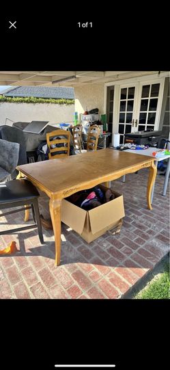 Dinning Room Table