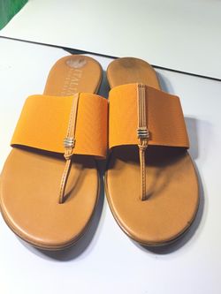Italian Shoemakers Afia Womens Stretch Thong Sandals Orange Tan Size 10 Italy