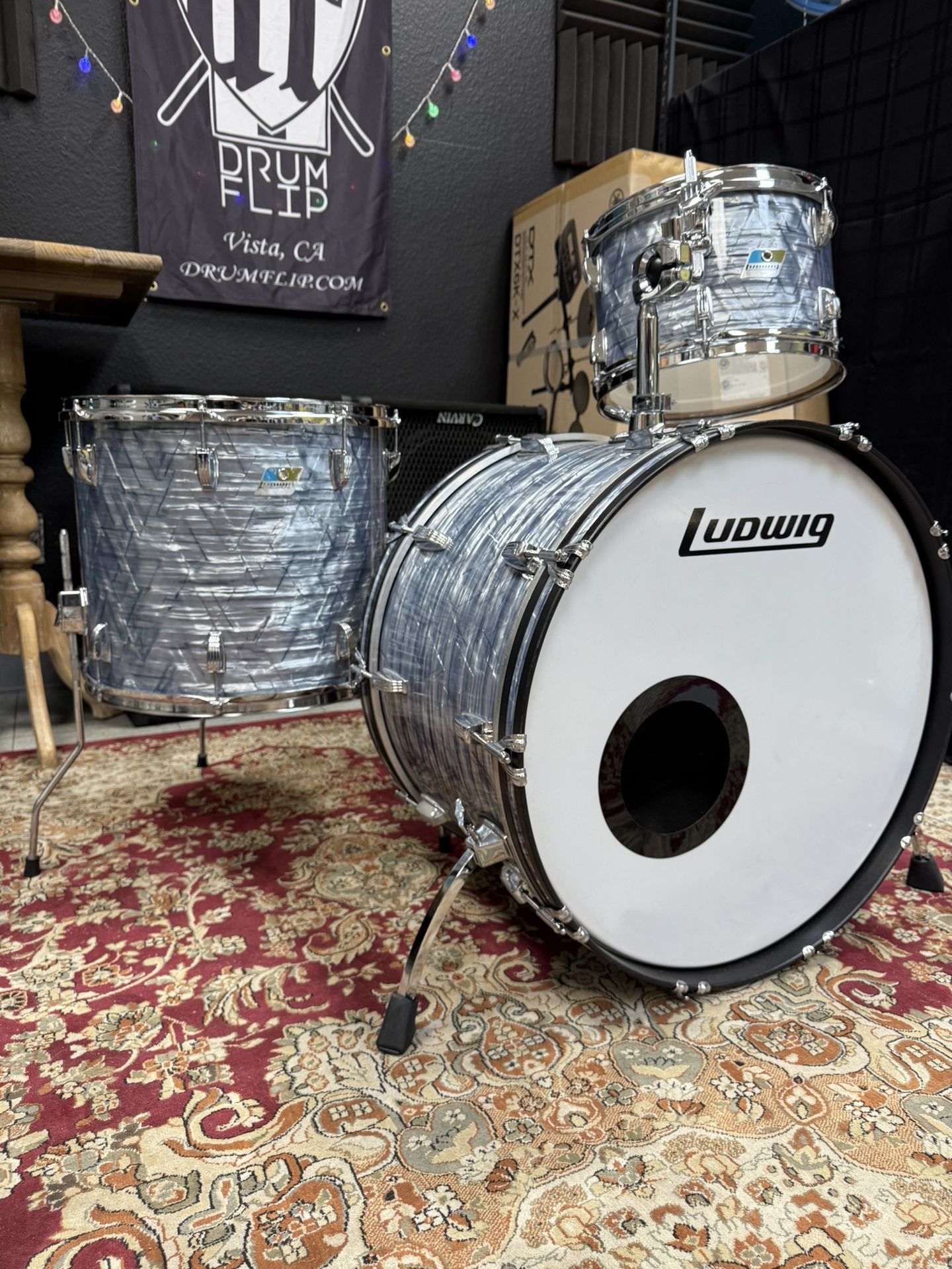 Ludwig Sky Blue Pearl 3pc Drum Set