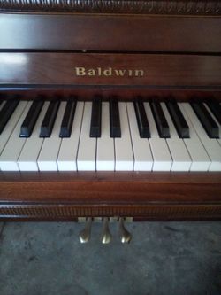 BaldIn Piano