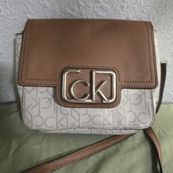 Calvin Klein Handbag Crossbody Ivory
