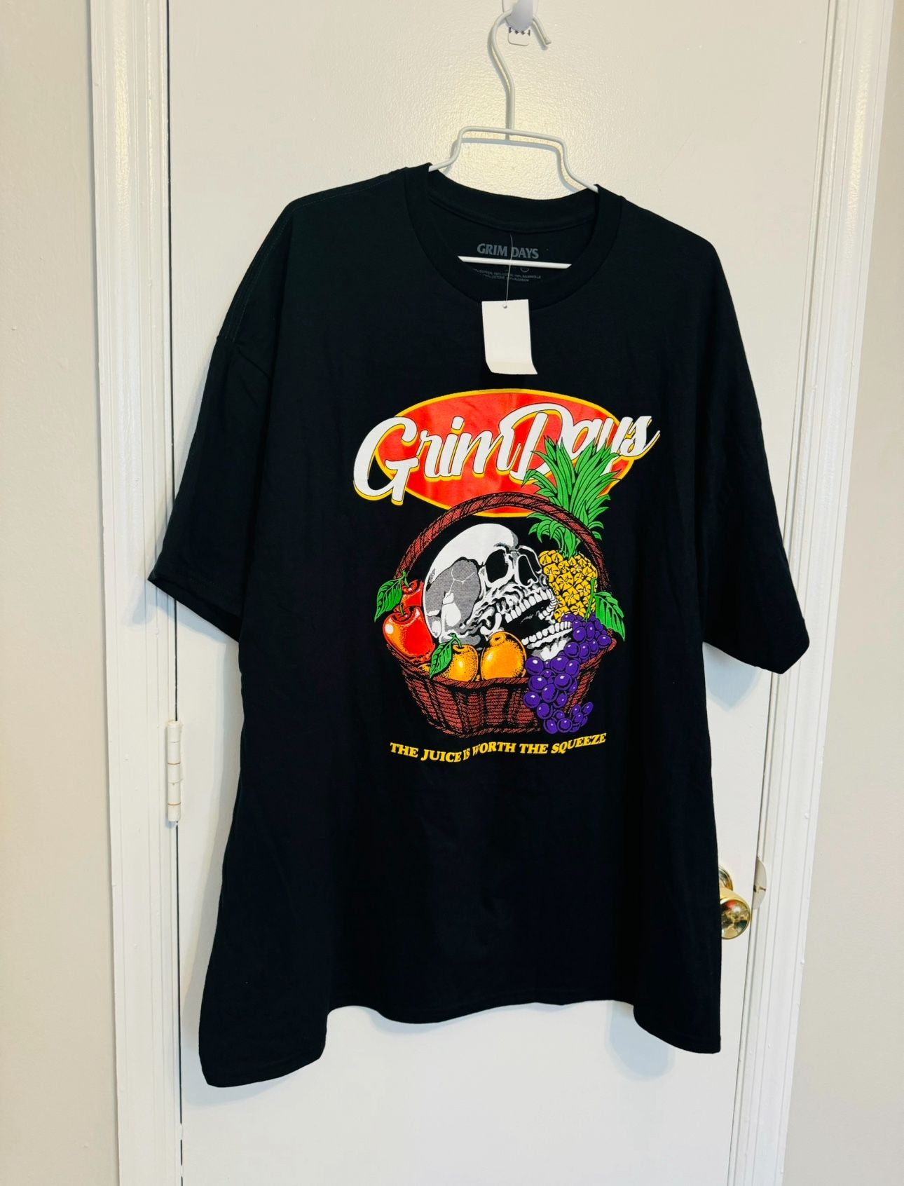 Grim Days "The Juice is Worth the Squeeze" graphic T-shirt Size XXL
