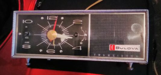 Bulova clock radio
