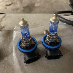 SYLVANIA H11 ULTRA Low Beam Bulbs (Excellent condition)