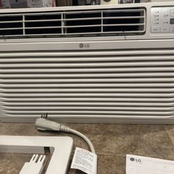 LG Thru The Wall Air Conditioner 11,800 btu. Read Below Before Contacting Me !!!