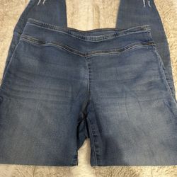 Women’s Pull on Jeans (8/29)