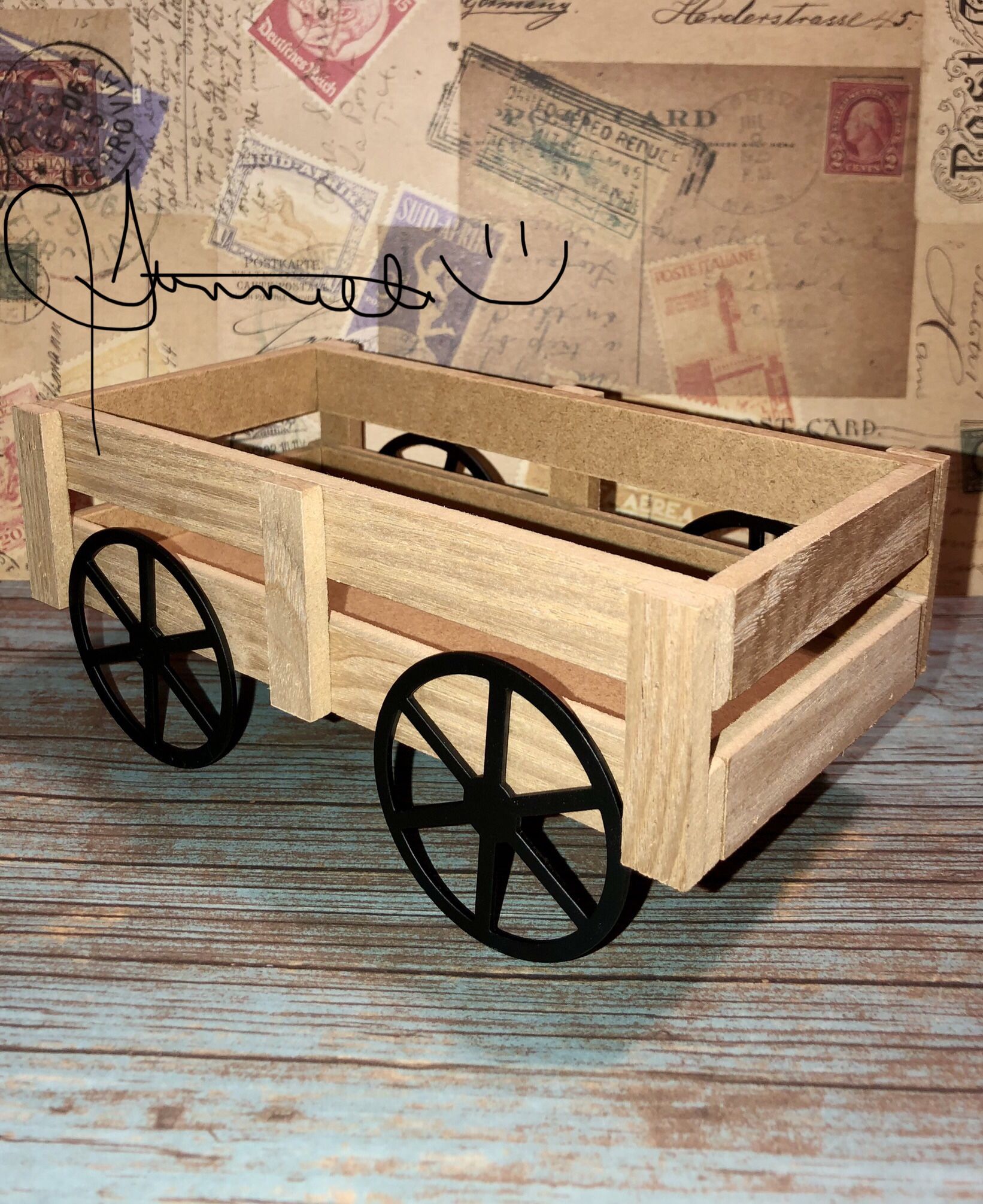 Wood Wagon Mini ( please Dimensions on the photo)