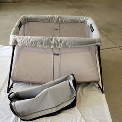 Baby Bjorn Travel Crib 
